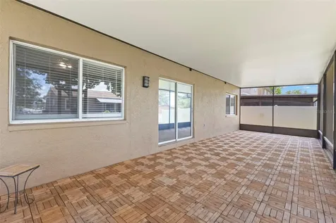 1758 Oak Pond Court Oldsmar FL 34677