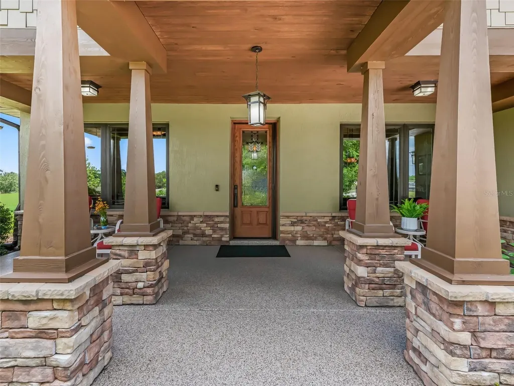 10725 SE 160th Court Road Ocklawaha FL 32179