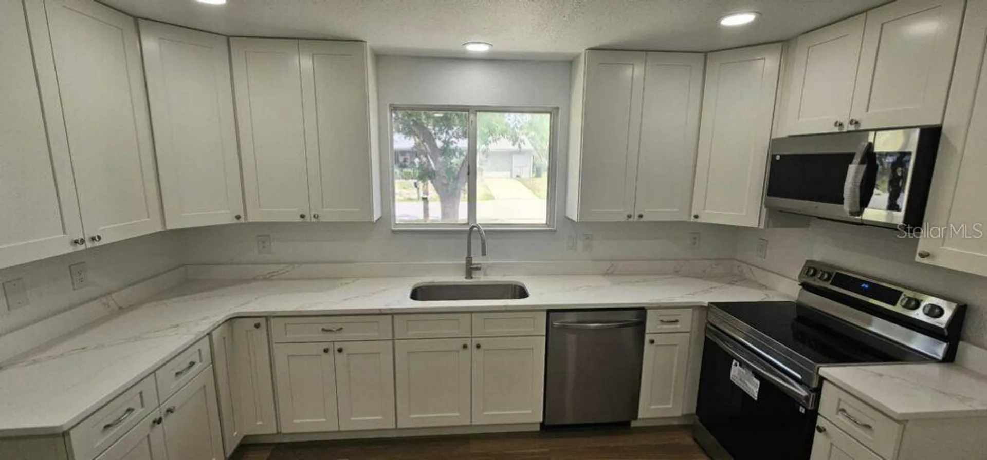 10842 SW 90th Court Ocala FL 34481