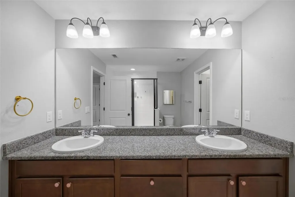 2013 Sunset Wind Loop Oldsmar FL 34677