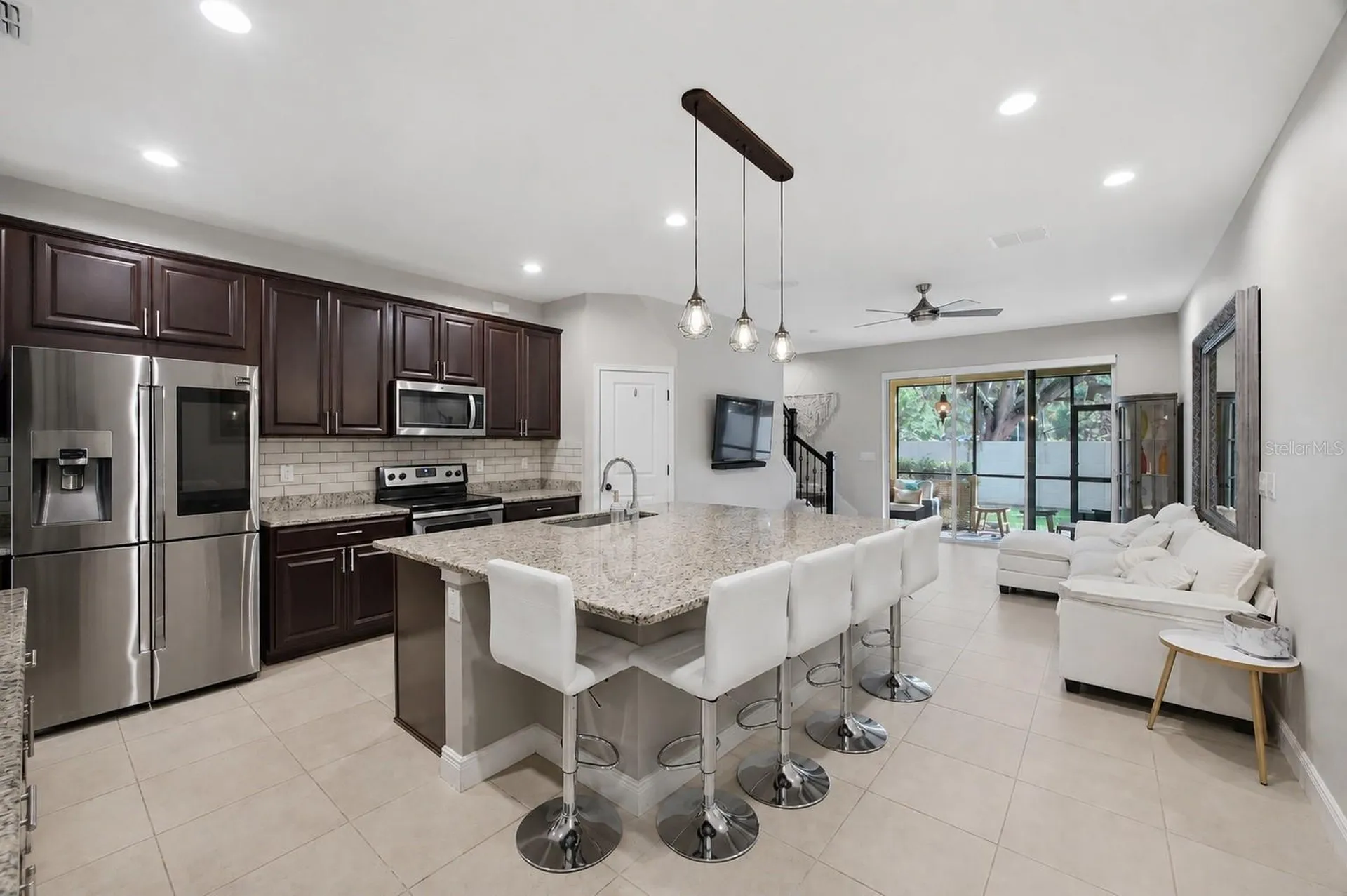 2013 Sunset Wind Loop Oldsmar FL 34677