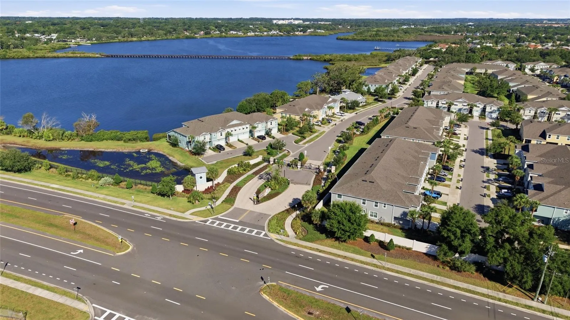 2013 Sunset Wind Loop Oldsmar FL 34677
