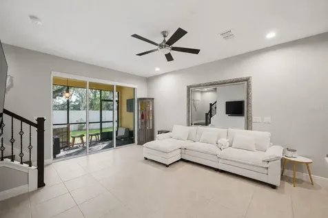 2013 Sunset Wind Loop Oldsmar FL 34677