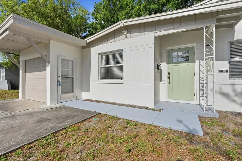 6000 12th Way N St Petersburg FL 33703