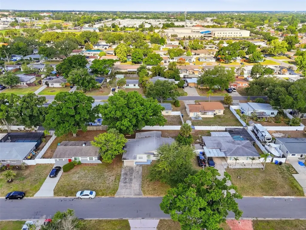 6000 12th Way N St Petersburg FL 33703