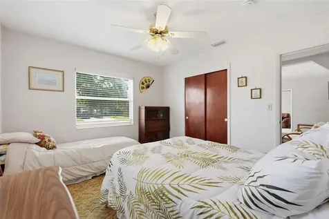 6000 12th Way N St Petersburg FL 33703