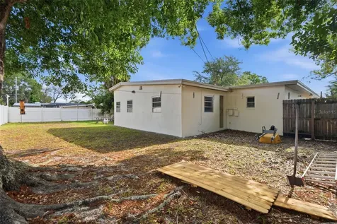 6000 12th Way N St Petersburg FL 33703