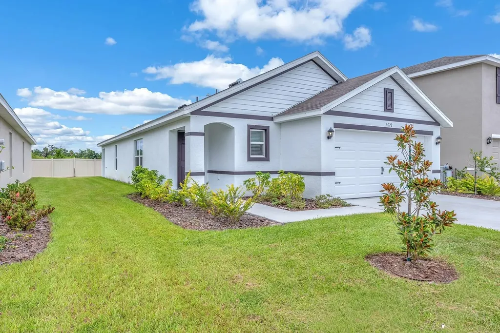 5029 Rocky Coast Place Palmetto FL 34221