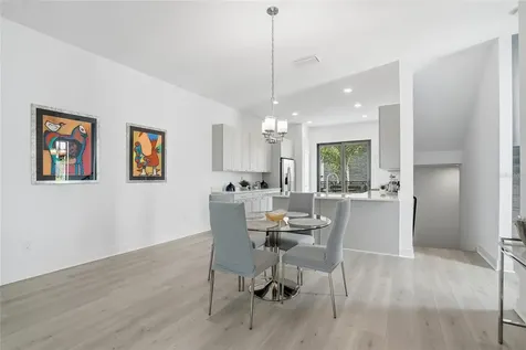 4810 W Mcelroy Avenue Tampa FL 33611