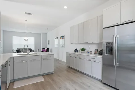 4810 W Mcelroy Avenue Tampa FL 33611