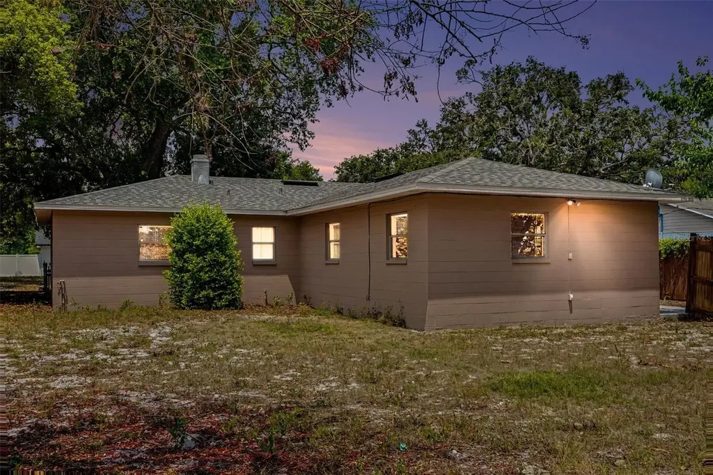 734 Belair Avenue Lakeland FL 33801