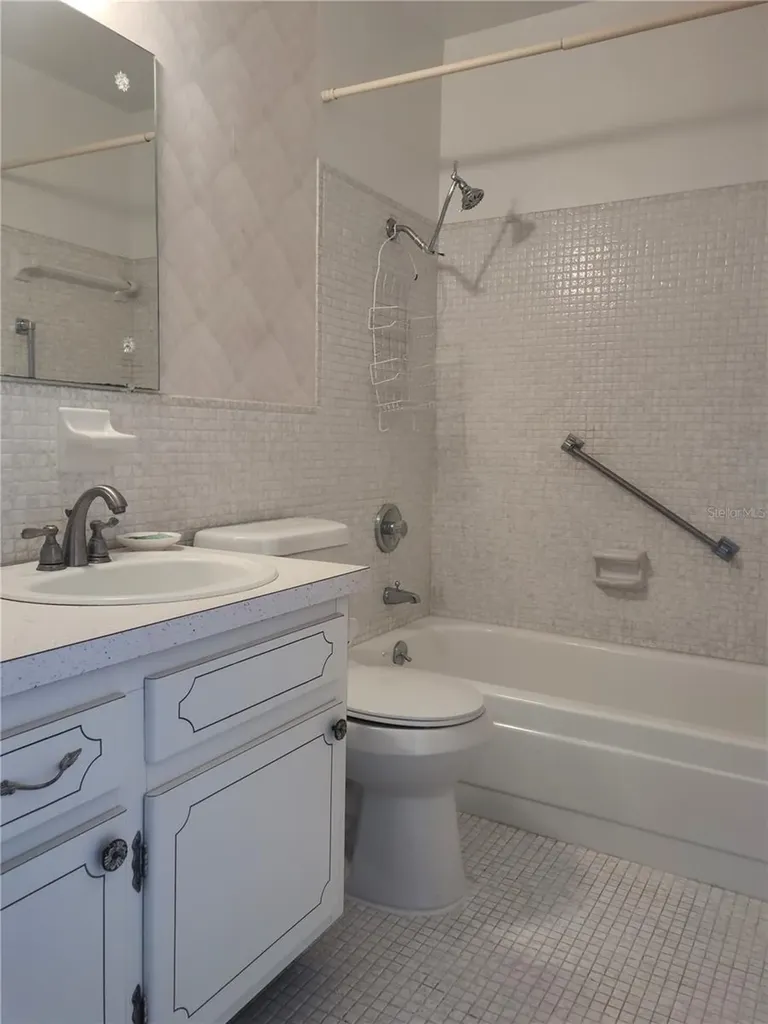 5850 18th Street N St Petersburg FL 33714