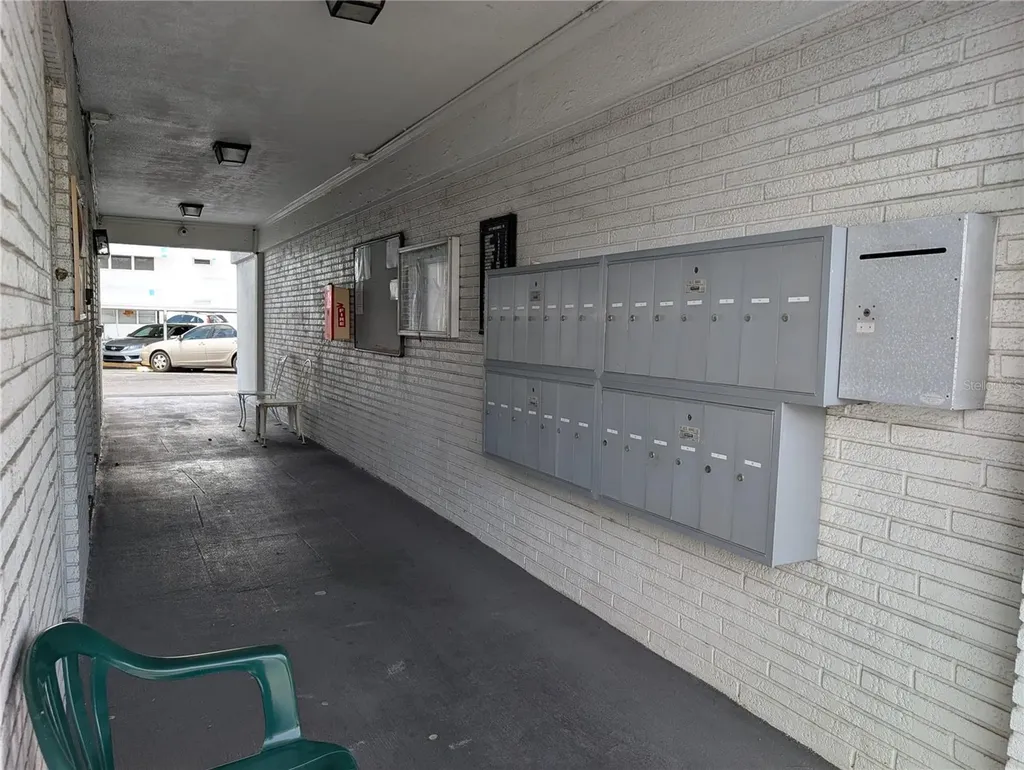 5850 18th Street N St Petersburg FL 33714