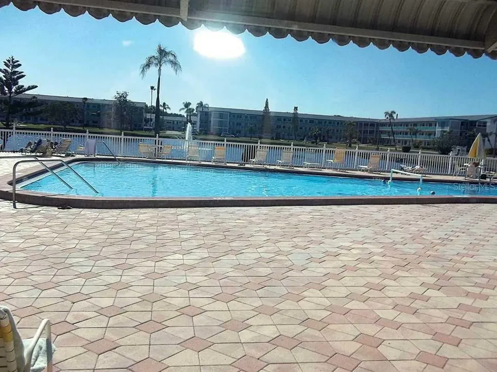 5850 18th Street N St Petersburg FL 33714
