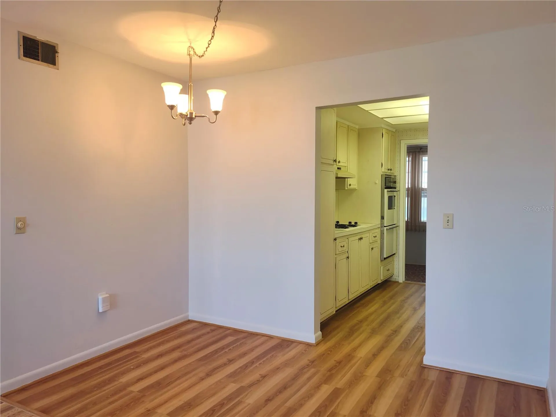 5850 18th Street N St Petersburg FL 33714