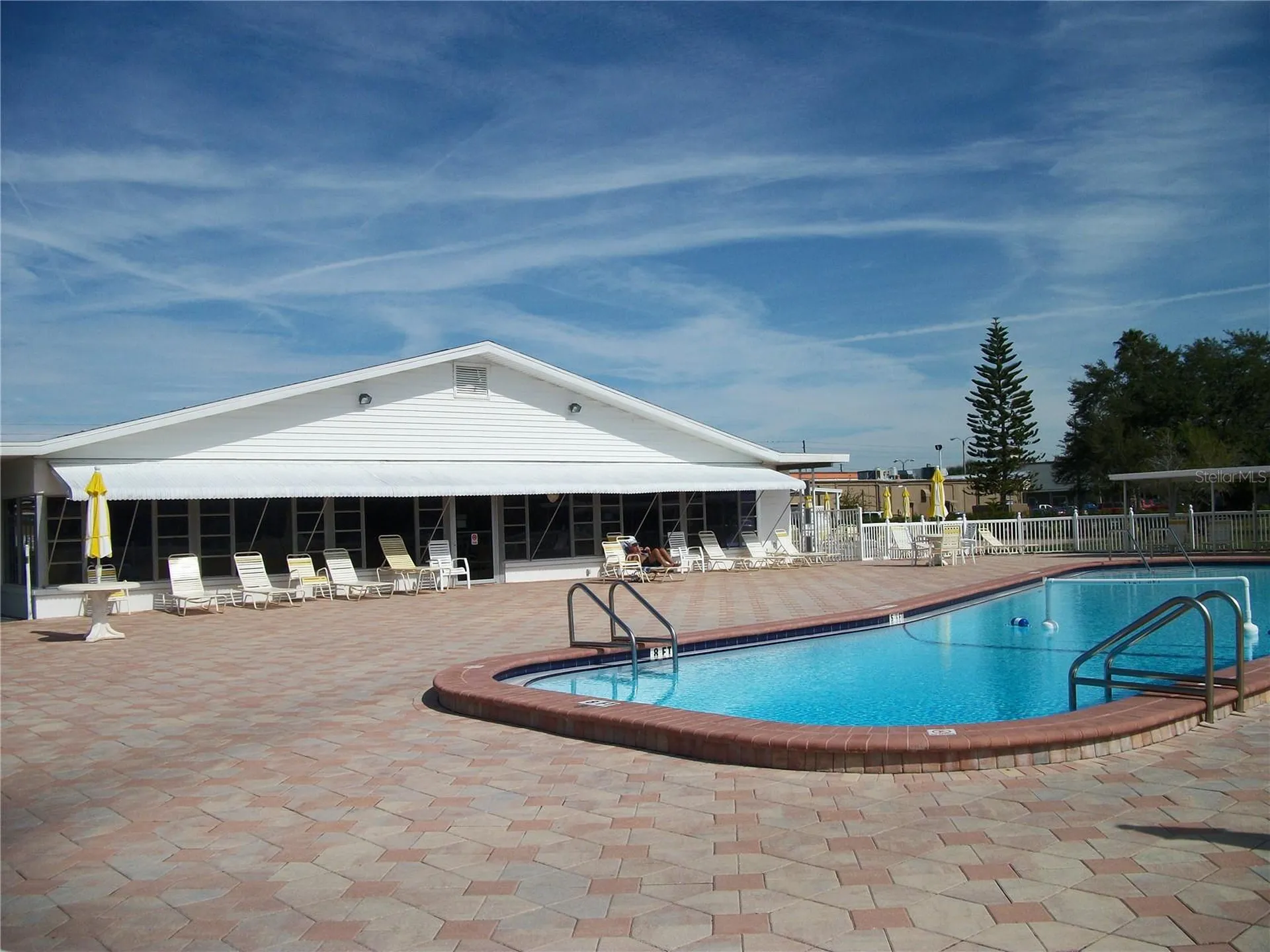 5850 18th Street N St Petersburg FL 33714