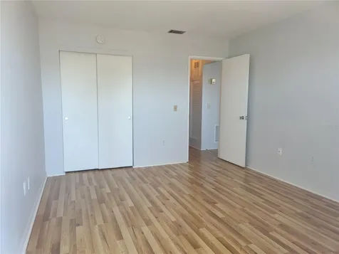 5850 18th Street N St Petersburg FL 33714