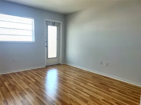 5850 18th Street N St Petersburg FL 33714