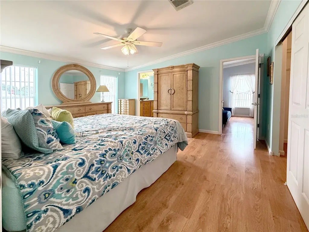 194 S Port Royal Lane Apollo Beach FL 33572