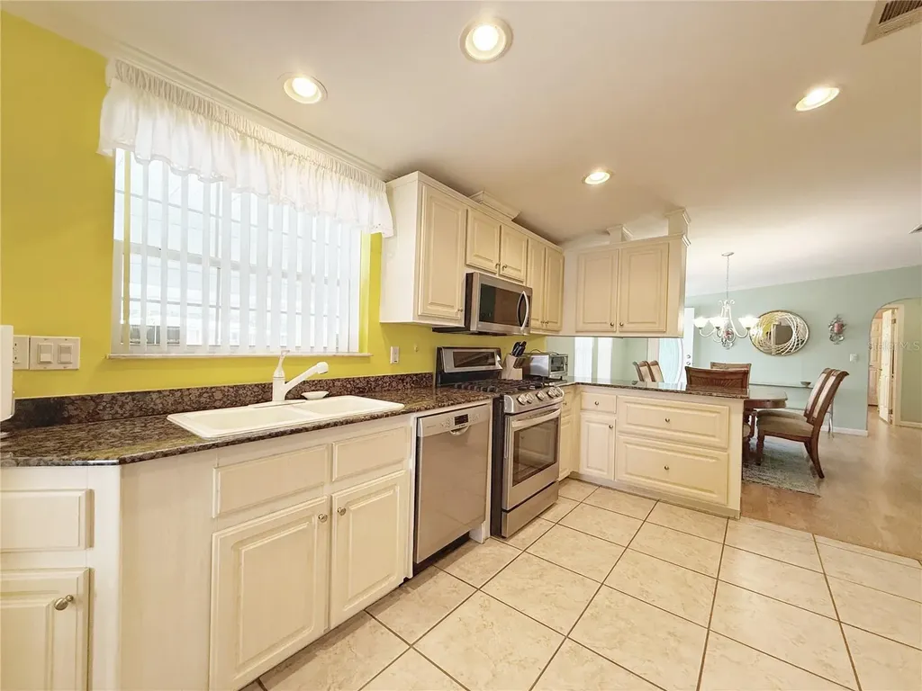 194 S Port Royal Lane Apollo Beach FL 33572