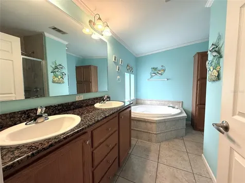 194 S Port Royal Lane Apollo Beach FL 33572
