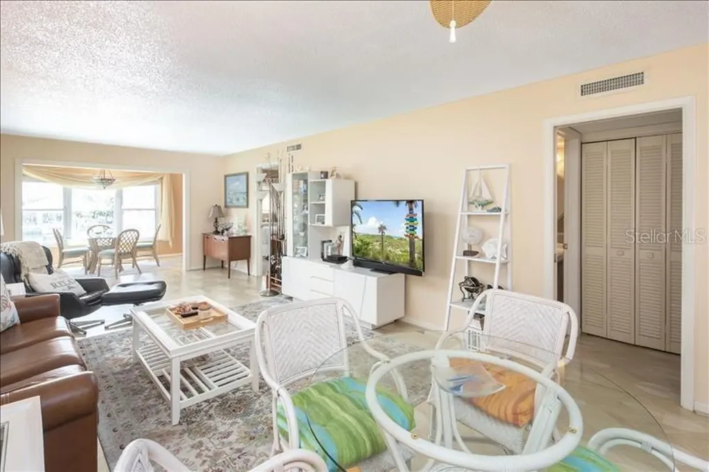 12405 3rd Street E Treasure Island FL 33706
