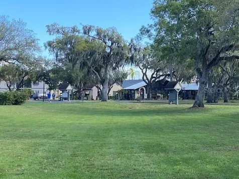19505 Quesada Avenue Port Charlotte FL 33948