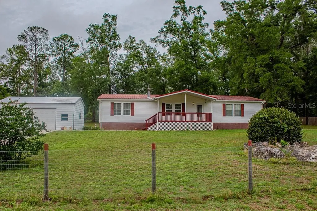 141 SE Maid Marion Lane High Springs FL 32643