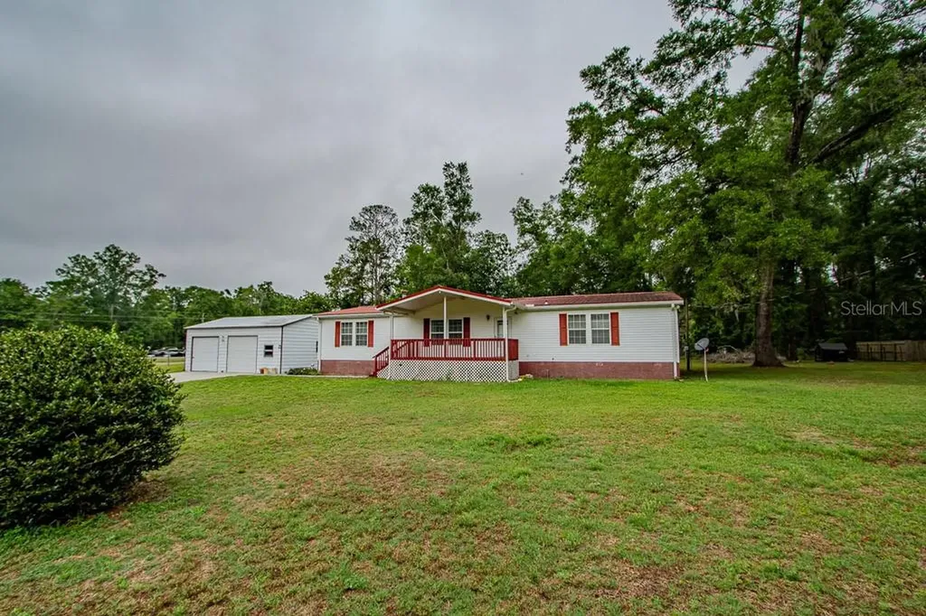 141 SE Maid Marion Lane High Springs FL 32643