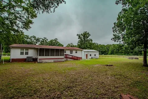 141 SE Maid Marion Lane High Springs FL 32643