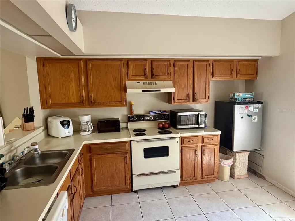 117 Meadow Boulevard Sanford FL 32771