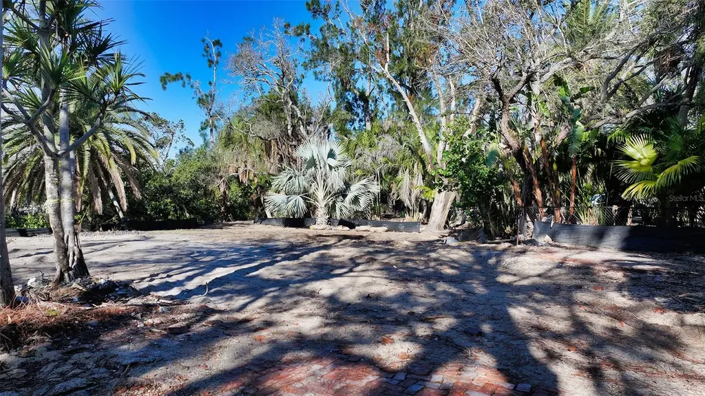 7340 Pine Needle Road Sarasota FL 34242