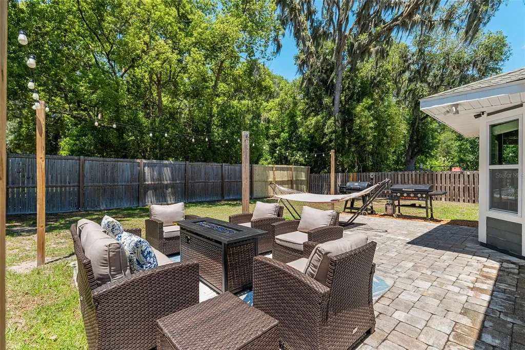 340 NW 233rd Terrace Newberry FL 32669