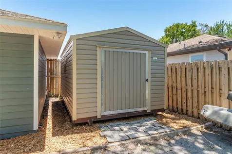 340 NW 233rd Terrace Newberry FL 32669