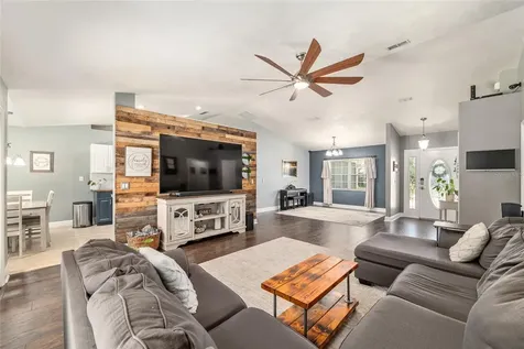 340 NW 233rd Terrace Newberry FL 32669
