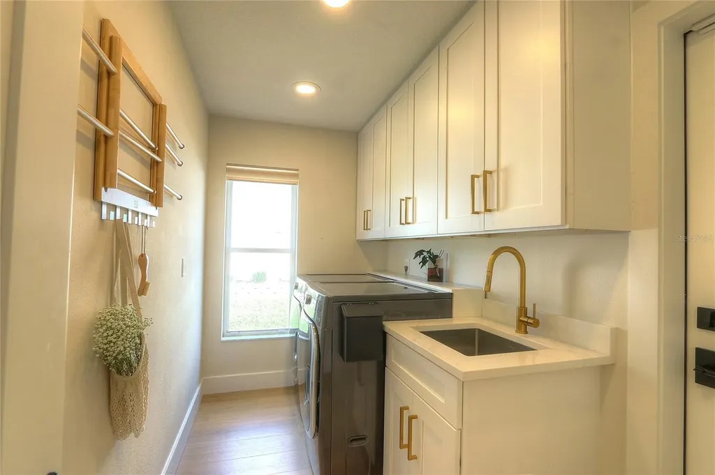 204 Water View Court Safety Harbor FL 34695
