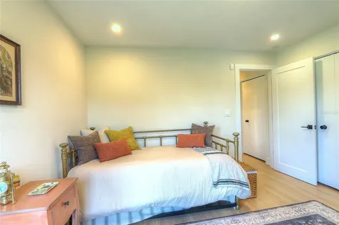 204 Water View Court Safety Harbor FL 34695