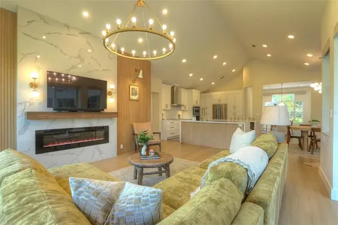 204 Water View Court Safety Harbor FL 34695