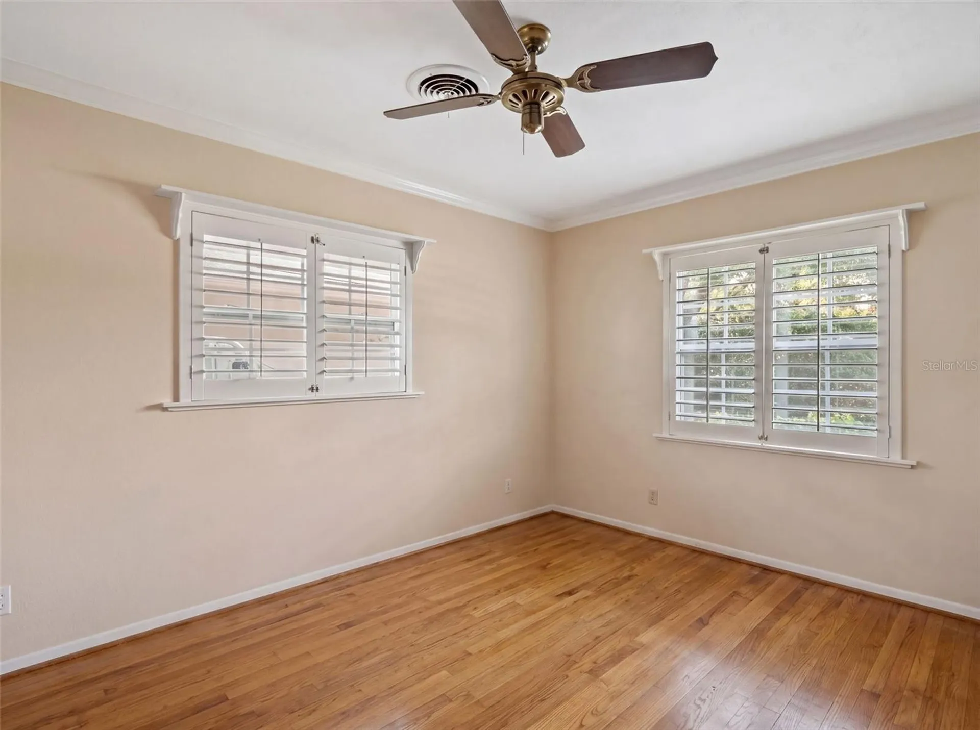 517 Derry Down Road Orlando FL 32806