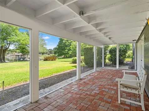 517 Derry Down Road Orlando FL 32806