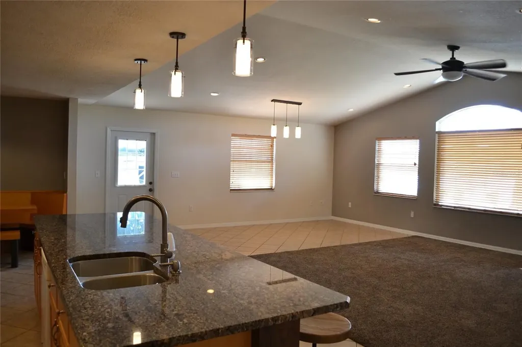 26 SE Ocale Way Summerfield FL 34491