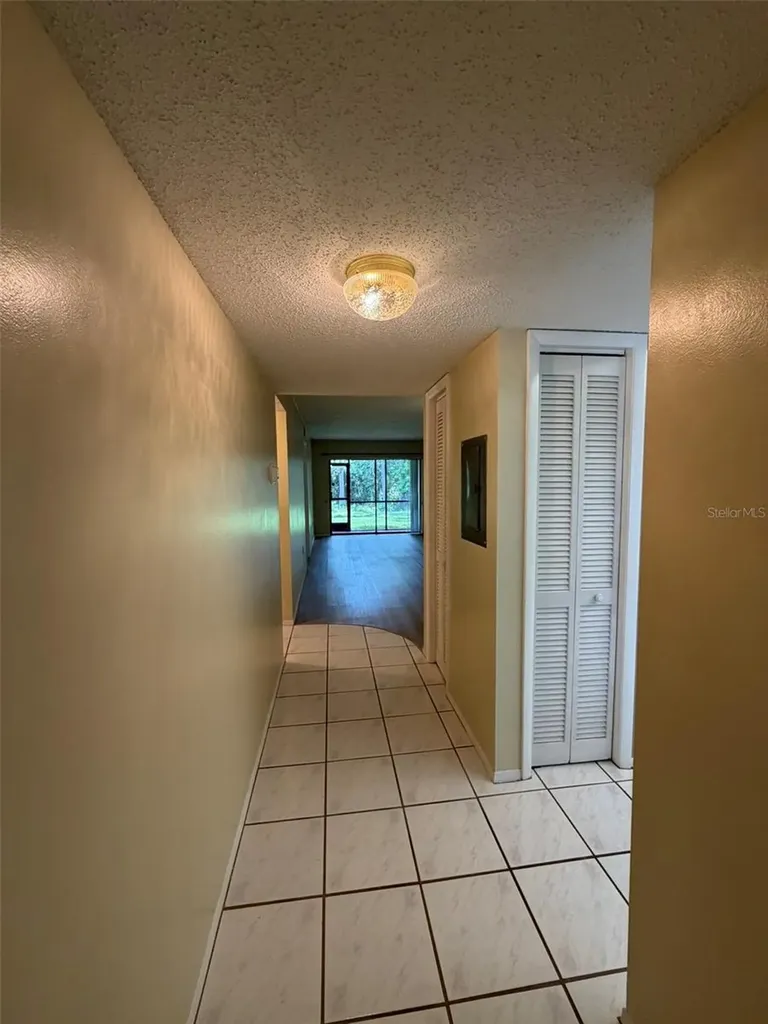 109 Nancy Drive Oldsmar FL 34677