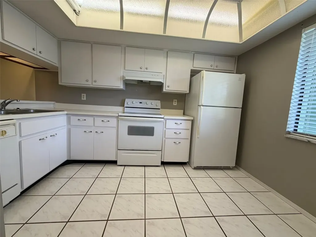 109 Nancy Drive Oldsmar FL 34677