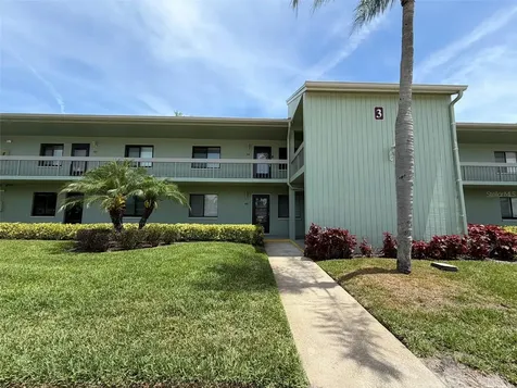 109 Nancy Drive Oldsmar FL 34677