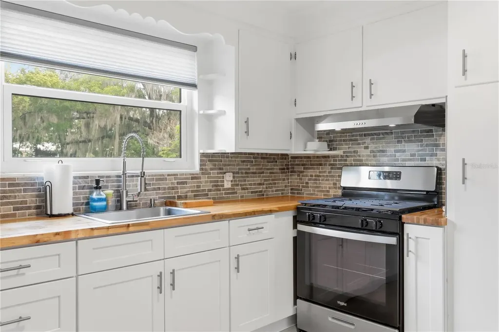 511 E Rich Avenue Deland FL 32724