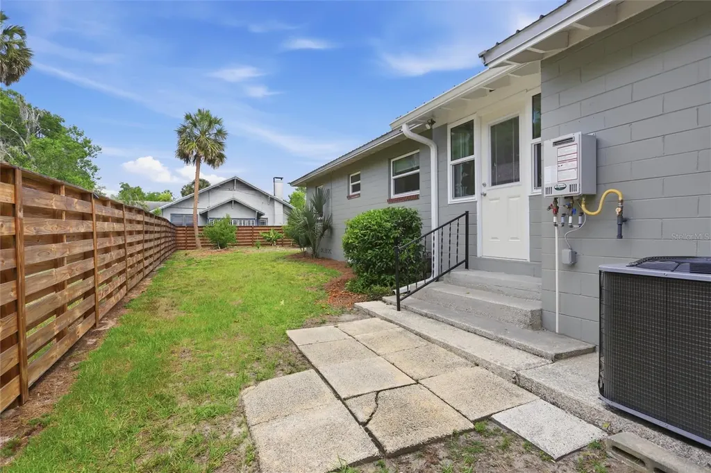 511 E Rich Avenue Deland FL 32724