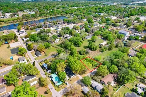 710 E Ohio Street Plant City FL 33563