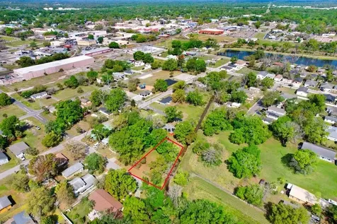 710 E Ohio Street Plant City FL 33563