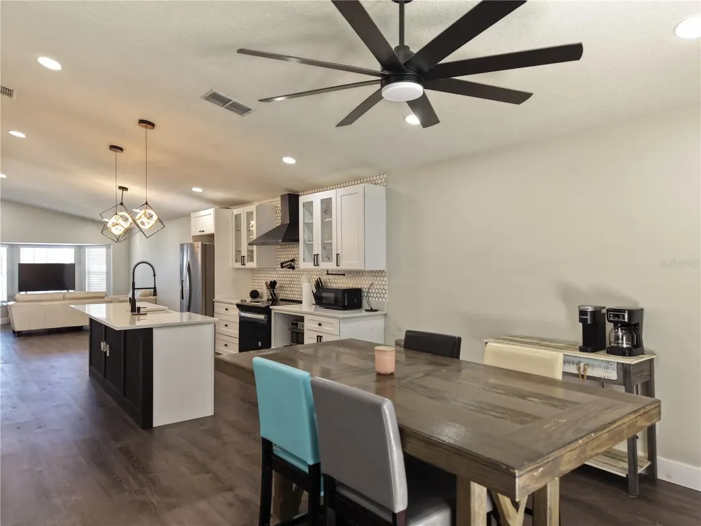 3103 Bellingham Drive Orlando FL 32825
