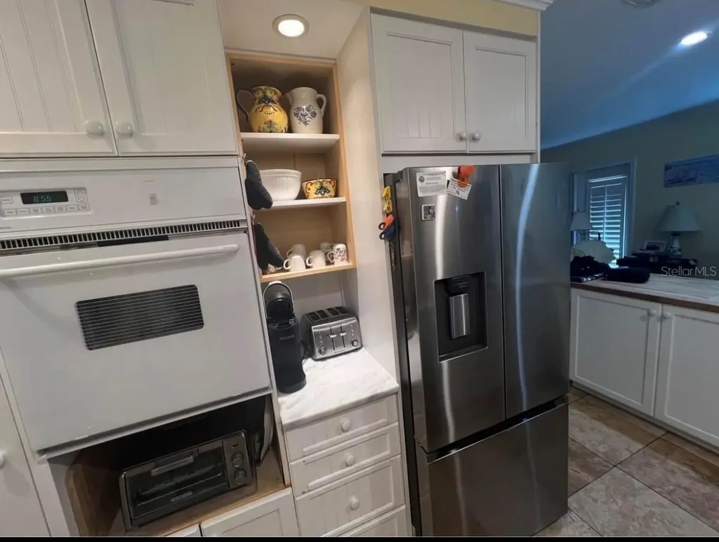 5164 Beach Drive SE St Petersburg FL 33705
